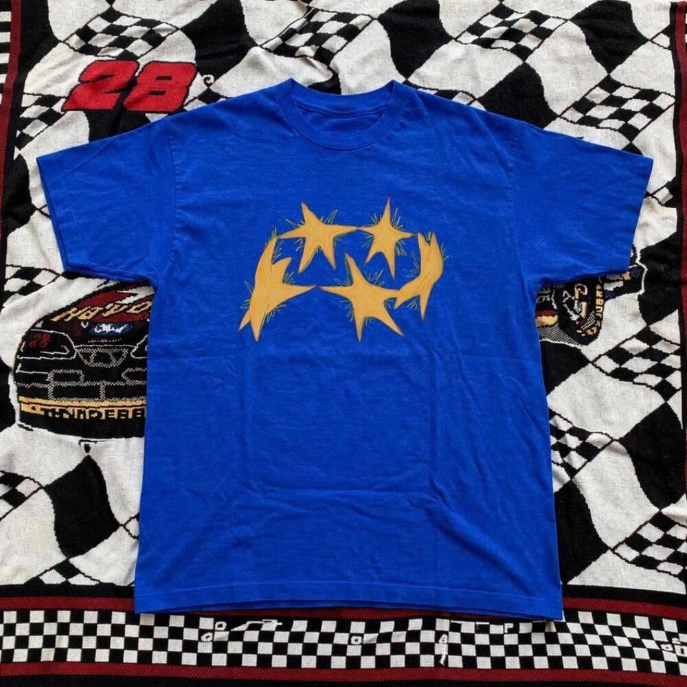 Blue And Yellow Star Streetwear-Inspired Graphic Tee